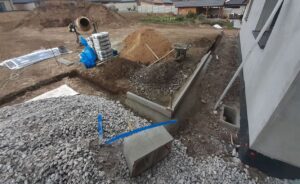 realizace obrubníků a zámkové dlažby Realizace obrubníků a zámkové dlažby"